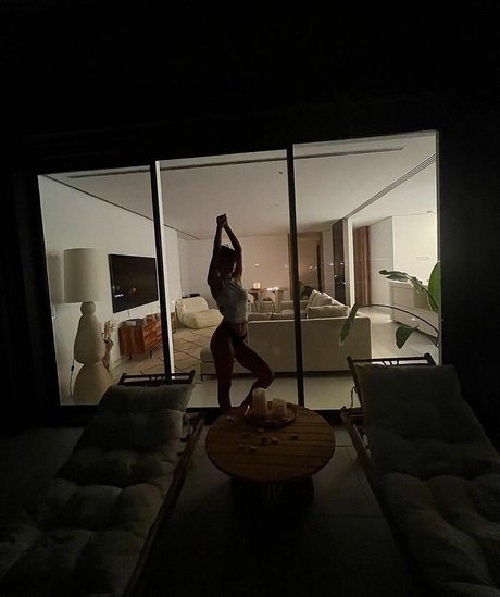 crossdresser onlyfans free naked images