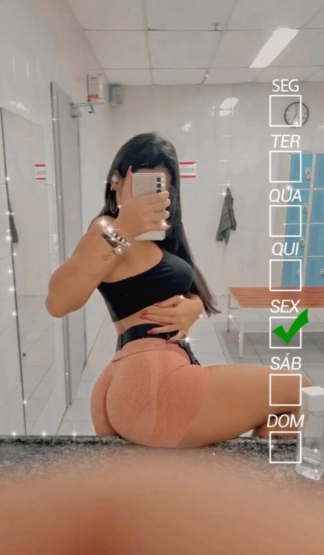 Juju Bellini hot actress pictures