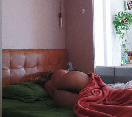 flambs hd actress photo