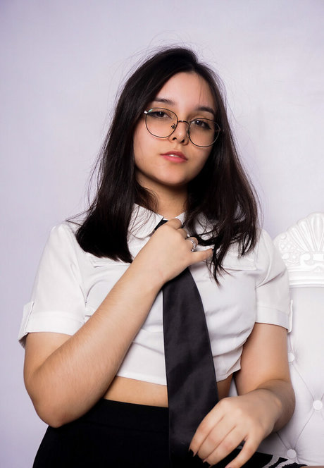 Hellen Duarte hot star photos