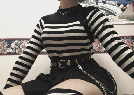 Soniyoru model free image