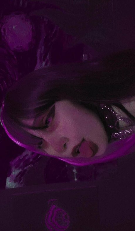 playfulgothdomme star pretty pics