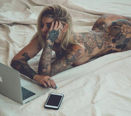 Ellis Cooper beautiful pornstar images