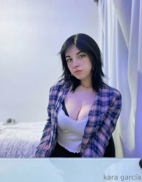 karagarcia1 pretty model gallery