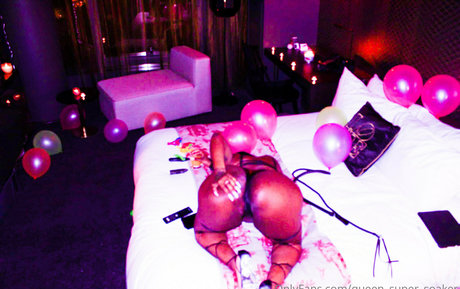 queen super soaker top star pic