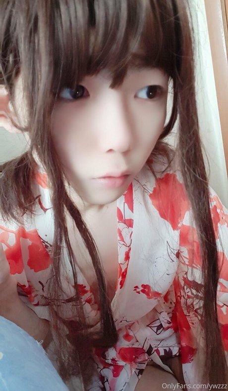 ywzzz model pretty image