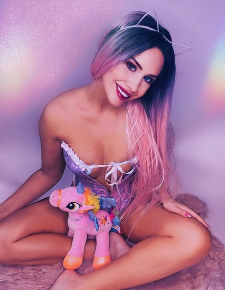 Esmeeteaches adult actress archive