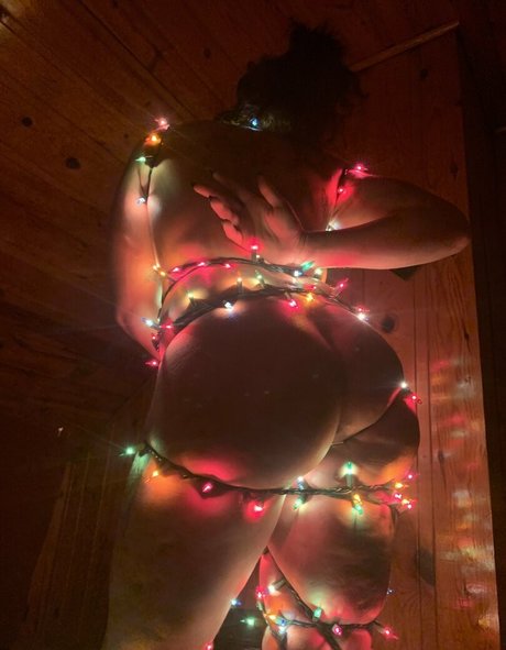 loulou j69 nude pornstar pic