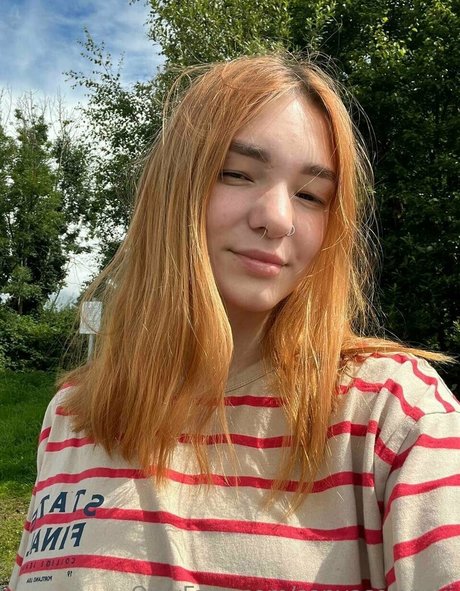 sonyasolanski nude pornstar archive