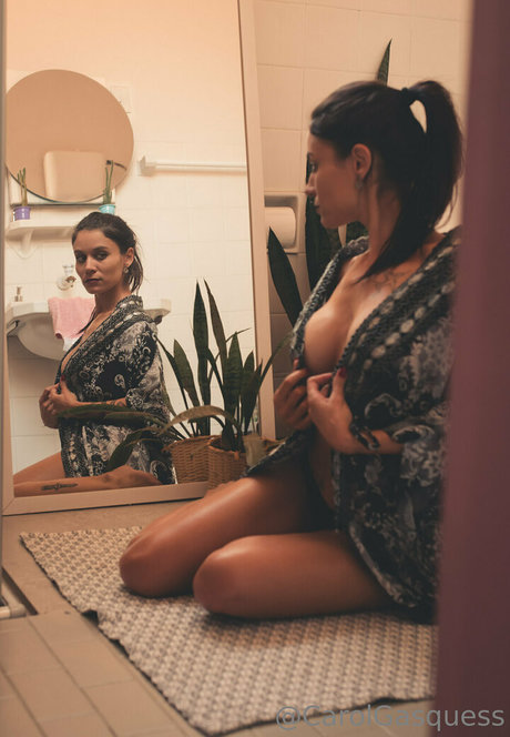 carol gasquess naked star image