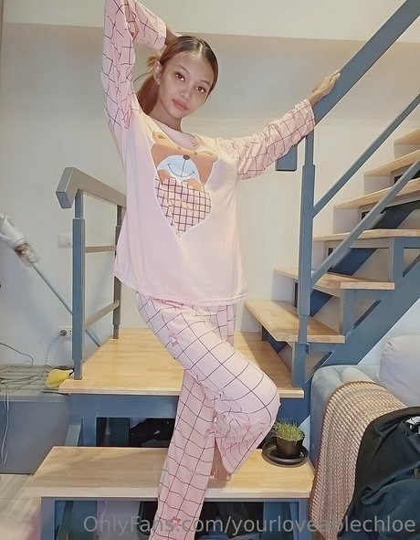 yourloveablechloe star free pics