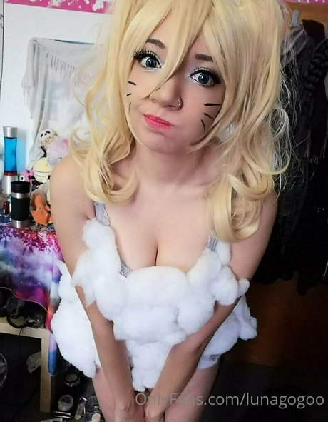 lunagogoo model xxx image