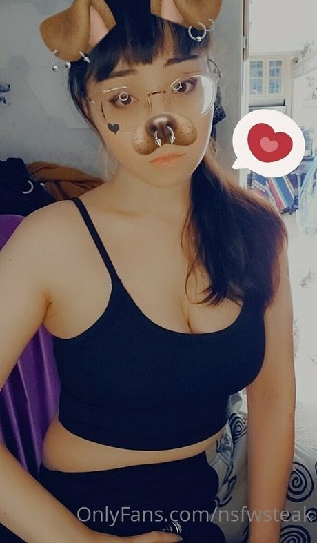 nsfwsteak pornstar nude pic