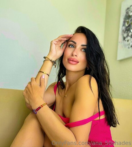 ana 50shades model pics