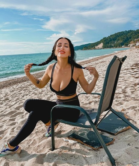 ana 50shades star exclusive pictures