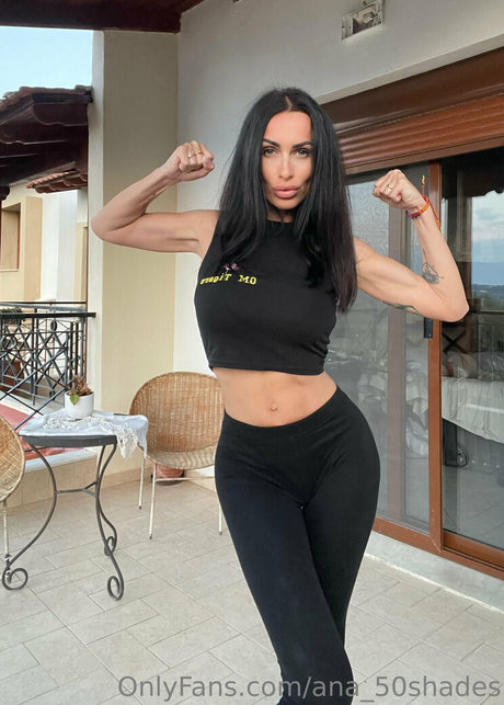 ana 50shades exclusive actress picture