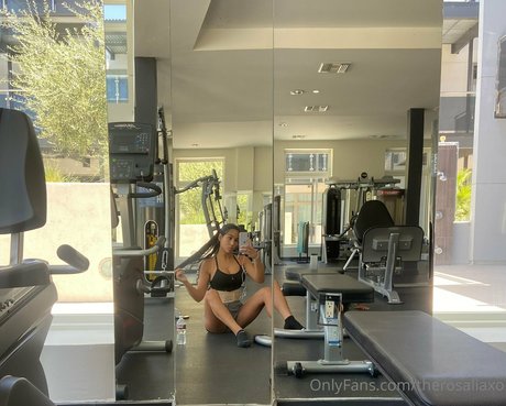 therosaliaxo hd pornstar gallery