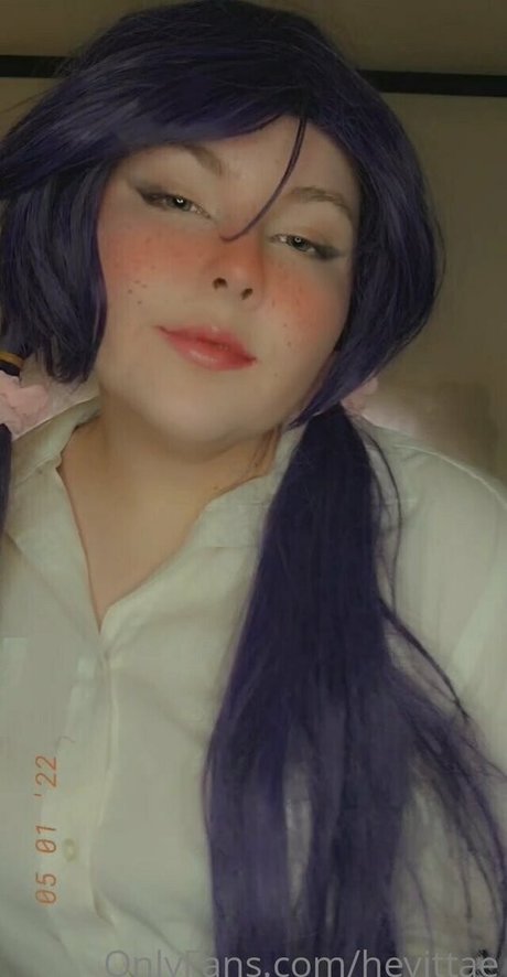 heyittae model adult pic