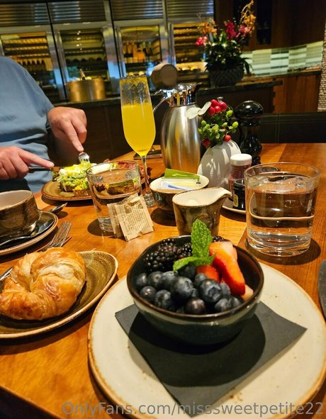 misssweetpetite22 xxx pornstar pic