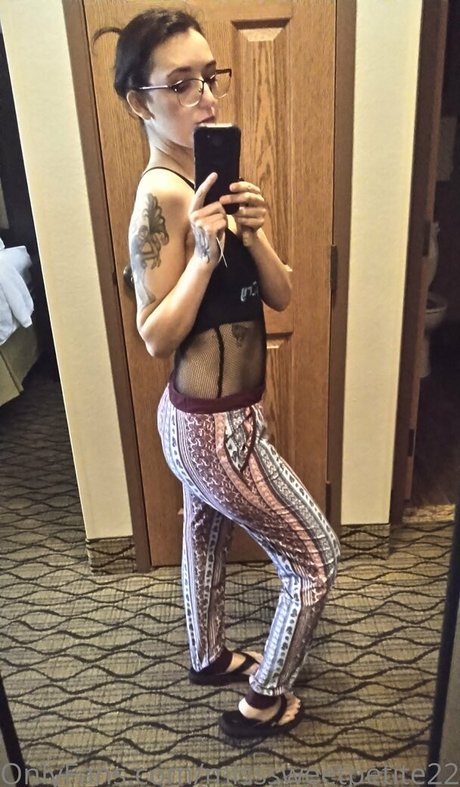 misssweetpetite22 nude pornstar pics