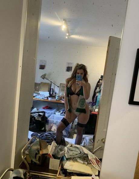 Madame Cersei erotic model photos