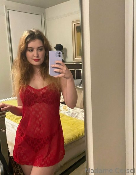 Madame Cersei pornstar pretty pics