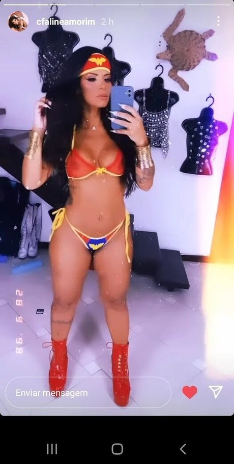 Aline Carvalho model hot picture