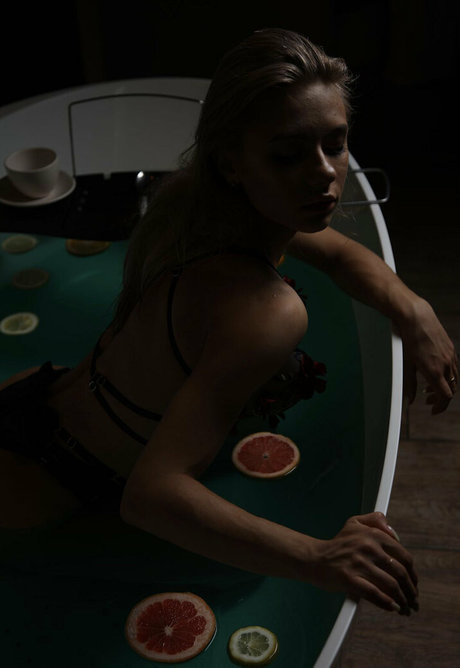 Cherrishluluu Quick model image