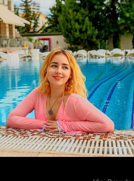 Vip branda nude model image