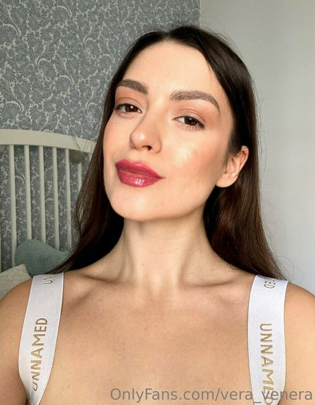 vera venera sexy model gallery