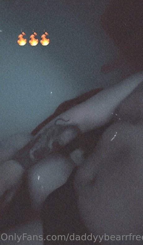 daddyybearrfree erotic star pictures