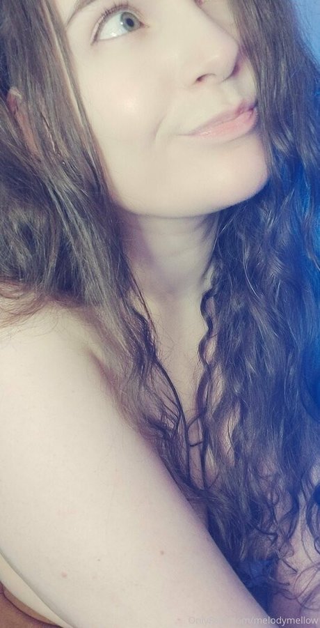 melodymellow model art picture