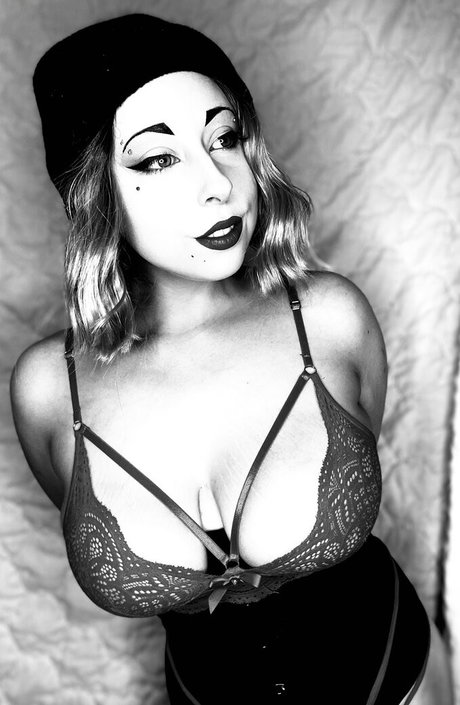 Adelayarmstrong pornstar xxx images