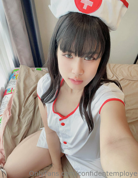 confidentemploye sexy model gallery