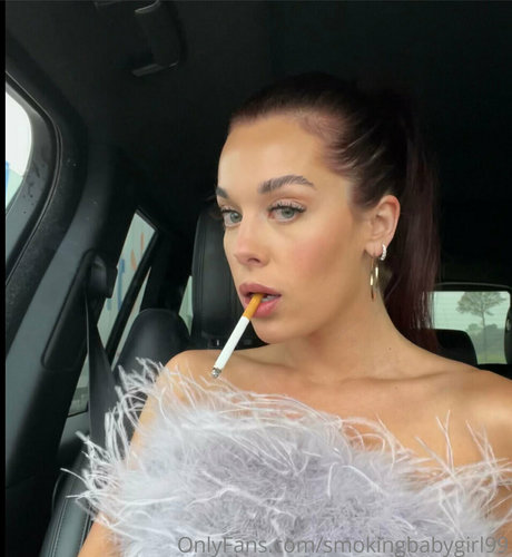 smokingbabygirl99 sexy model archive