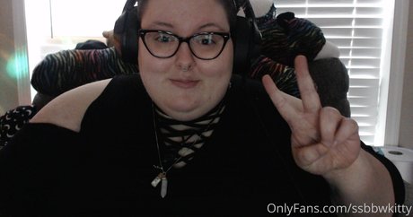 xaphroditerose star adult gallery