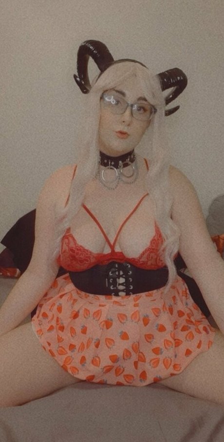 kitsucerise model high quality image