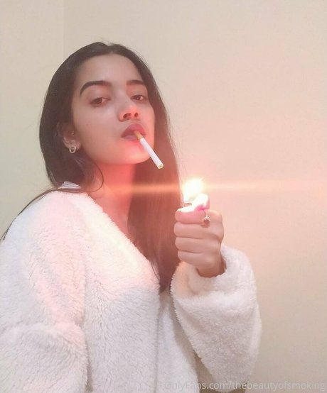 thebeautyofsmoking naked actress gallery