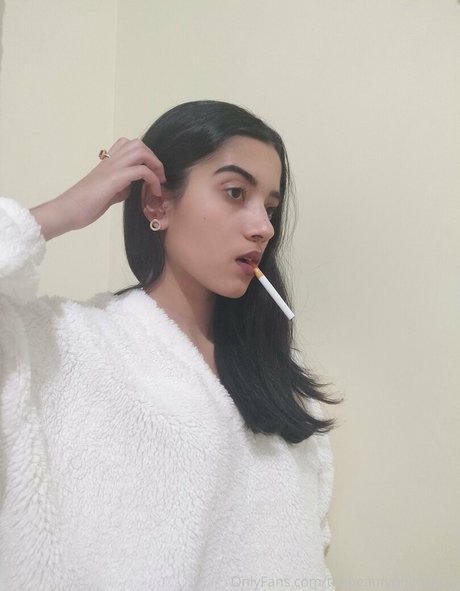 thebeautyofsmoking nice pornstar img