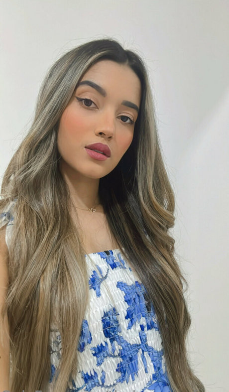 thebeautyofsmoking pretty pornstar images