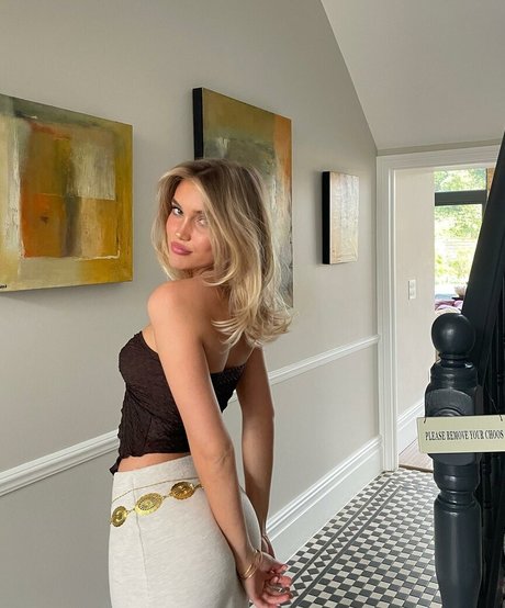 Mimi Slinger pornstar hot picture