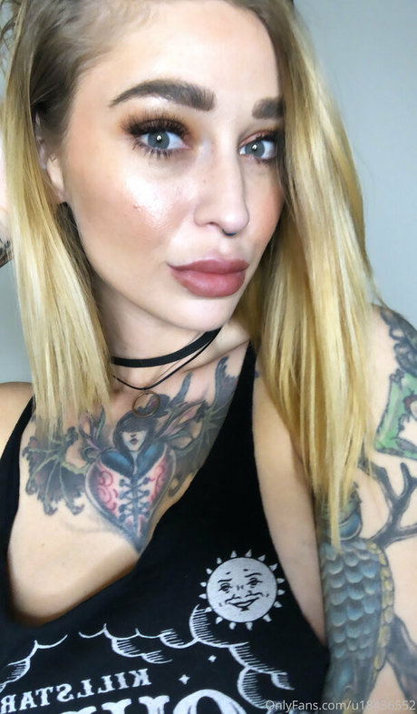 blonde yoga onlyfans sexy naked pic