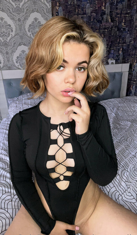 anita maylis hd star gallery