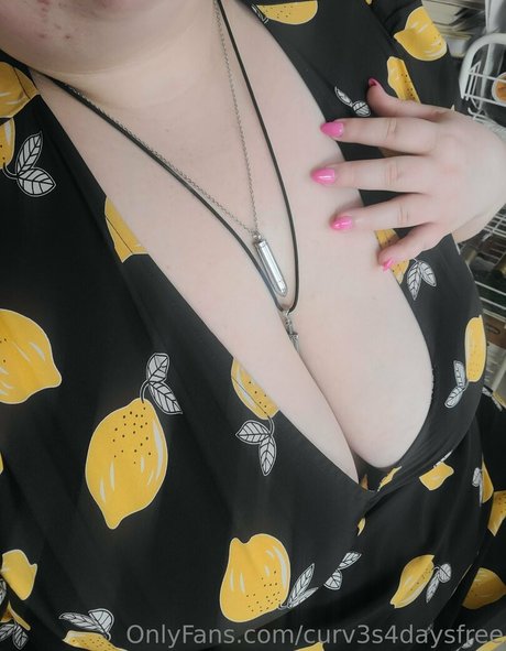 curv3s4daysfree model pornographic pictures