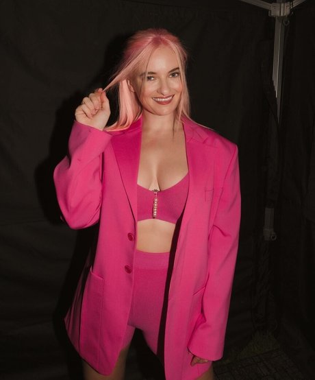 brother onlyfans perfect photos