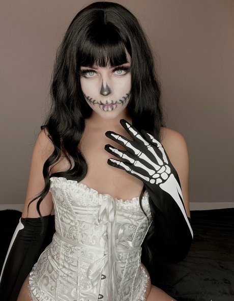 tayloreverlyxo model free images