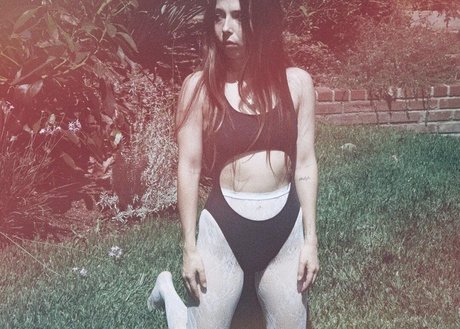 Esther Povitsky perfect star photo