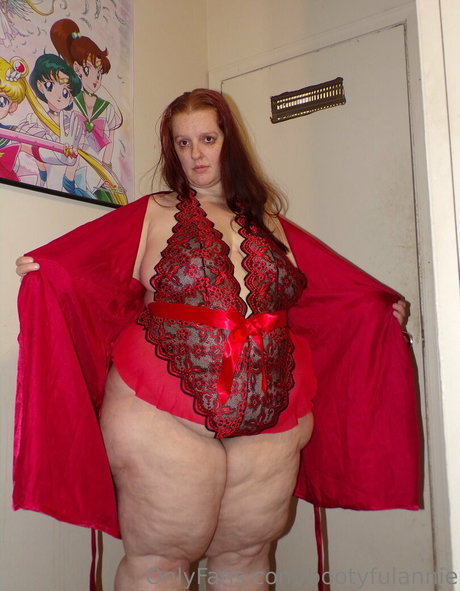 bootyfulannie exclusive model picture