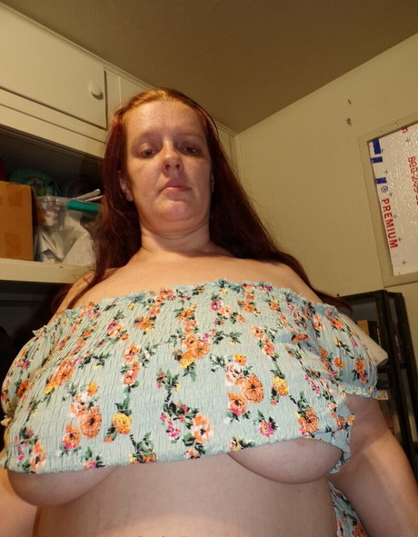 bootyfulannie model erotic photos