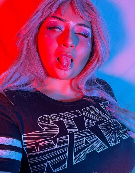 oppaifreebiewaifu sex actress photo